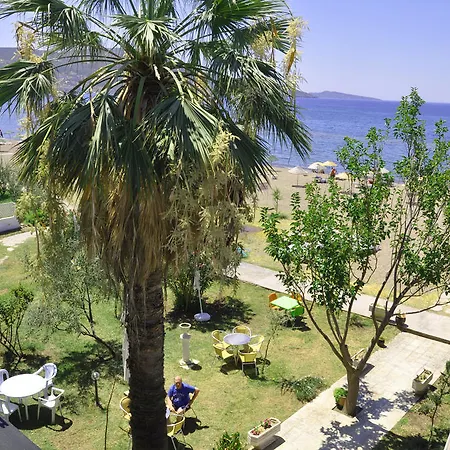 Hotel Dikelya *